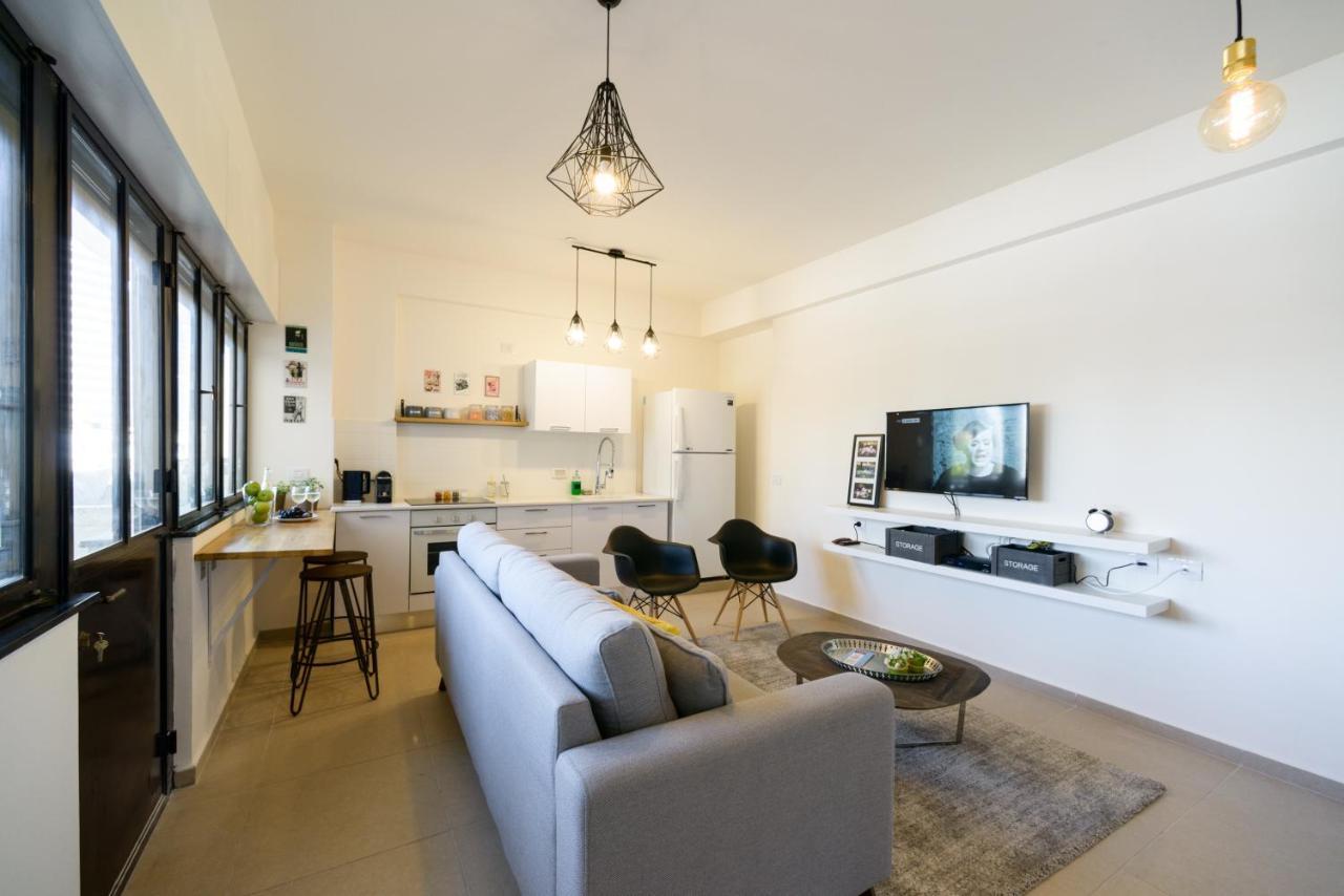 תל אביב 16 Harakevet Street - By Beach Apartments Tlv מראה חיצוני תמונה